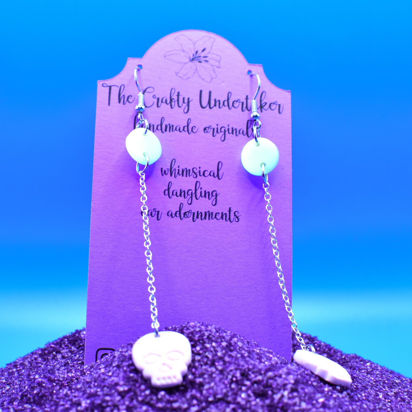 spooky skull + GITD chain dangle