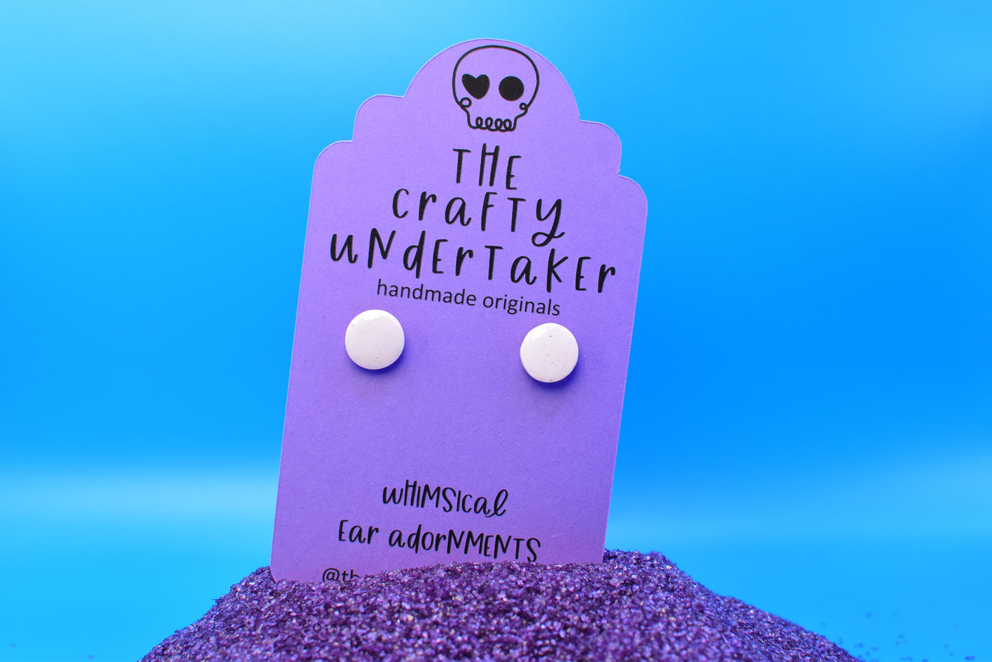 spooky shiny pink stud